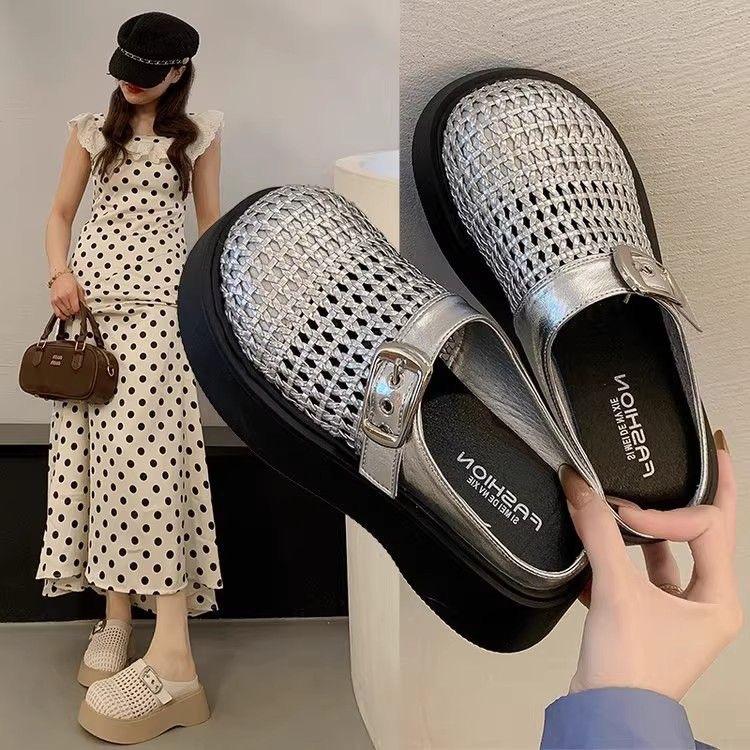 2025 Autumn New Retro Woven Bag Head Slippers Outer Wear Explosion One Pedal Thick Sole Hollow Hole Sandals Women