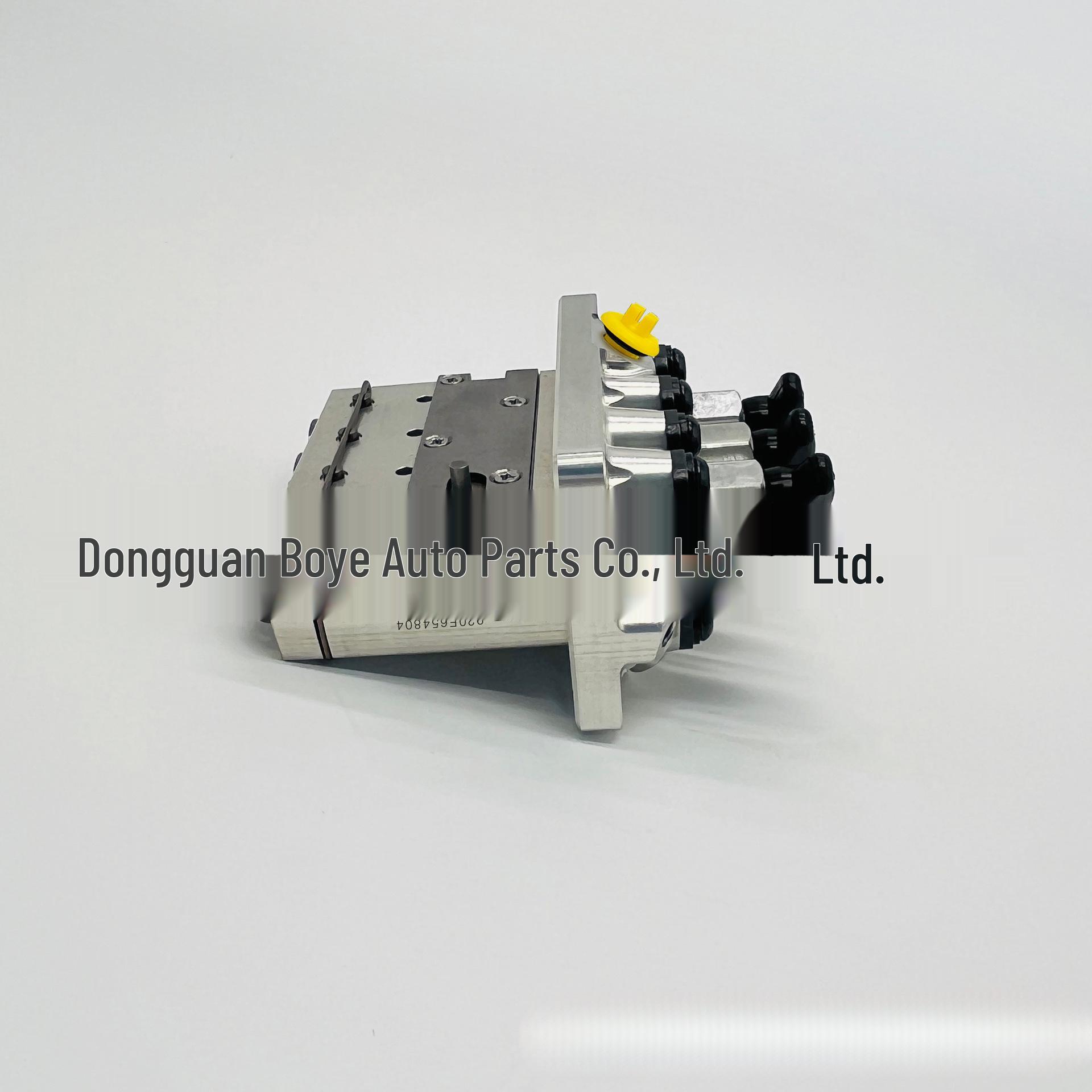 Premium Pump Head 16695-51011/104205-4080 for SD25 Engine 120×120×120 mm