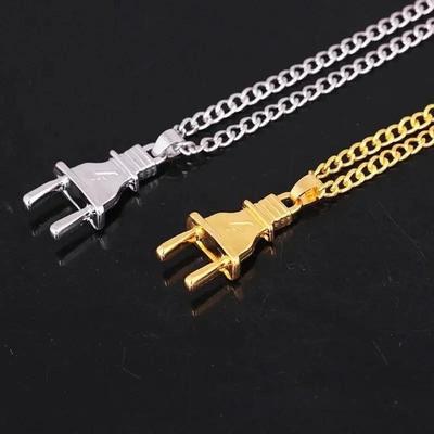 Lustige Mode Trendig Gold Silber Farbe Legierung Punk Beliebt Simulierter Stecker Anhänger Halskette Schmuckzubehör Geburtstagsgeschenk