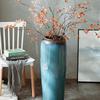 Große Jingdezhen Keramikvase für dekorative Blumenarrangements – Chinesischer Stil Bodenornament für Wohnzimmer oder Künstlerheimdekoration.