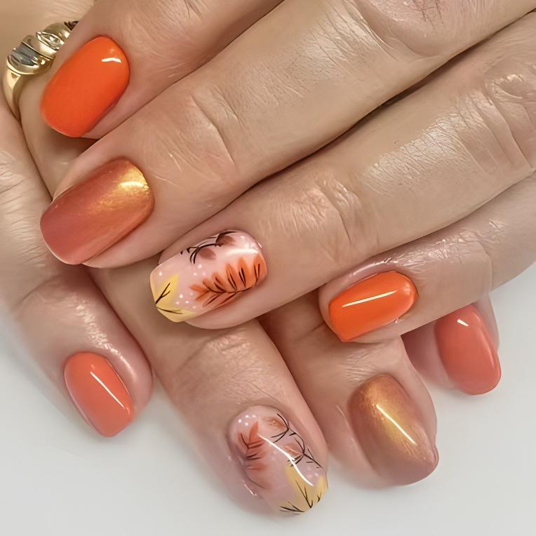 

Short Glossy Nail Art: 24 Wearable Warm Color Leaf Stickers