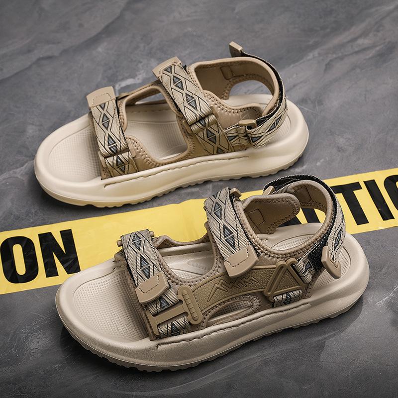 

2025 summer open-toed sandals soft-soled Velcro casual men s shoes breathable, light and non-slip beach shoes one piece 2025 38