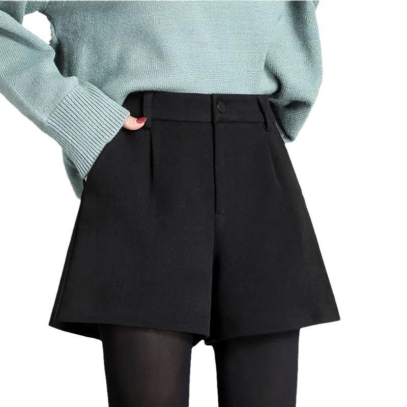 Women's A-line Woolen Bootcut Shorts - High Waist, Thickened, Loose Fit for Autumn/Winter 2024