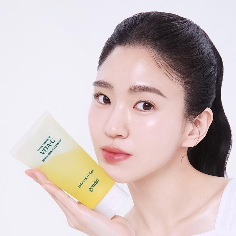 Goodal Green Tangerine Vita C Toning Serum Cleanser 160ml