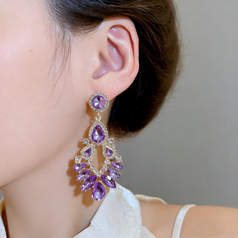 French Rhinestone Geometric Tassel Earrings: Elegant, Ultra-Sparkling Water Drop Studs for Women – Light Luxury Accessory