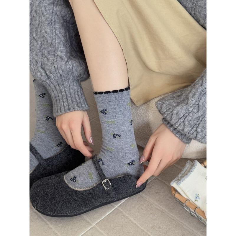Ladies Autumn Lovely Small Flower Non Bone Anti Pilling In The Tube Pile Socks