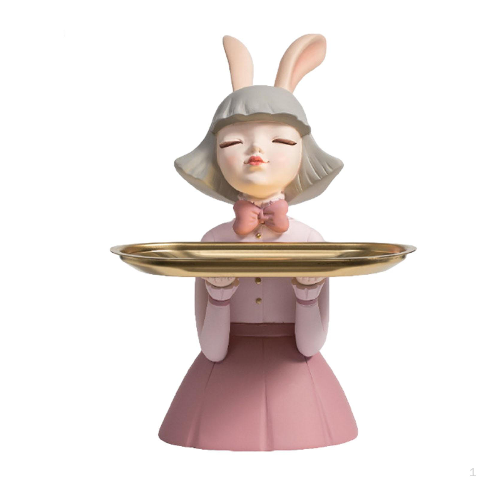 

Художественная скульптура девушки, часть декора для дома розовый