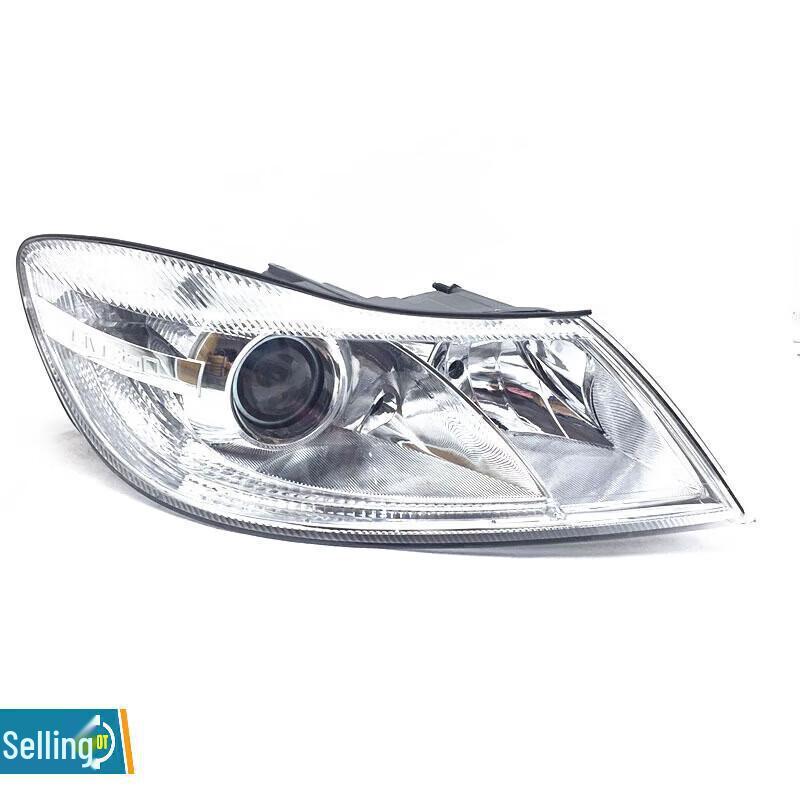 Skoda Octavia Headlight Assembly 2007-2017 Front Lighting Lamp