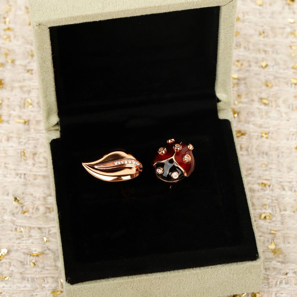 Ladybug Ring Flower Is Made of Rose Gold Carnelian and Onyx Women Jewelry New Daily Outfit The Theme of The Revival of All Things