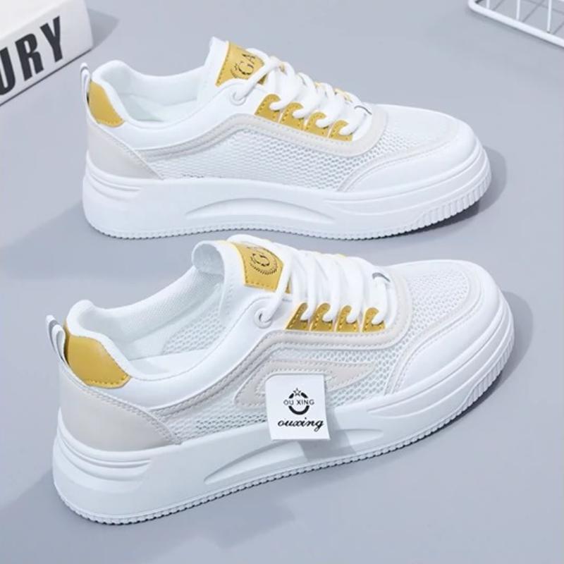 Trendy and Minimalist Sports Shoes 2024 Summer New Mesh Breathable Lightweight Casual Anti Slip Board Shoes Zapatos De Mujer