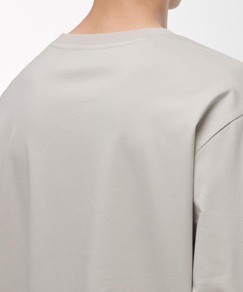 MUSINSA STANDARD Silket Relaxed Crew Neck Long Sleeve T-Shirt [Dusty Cream]