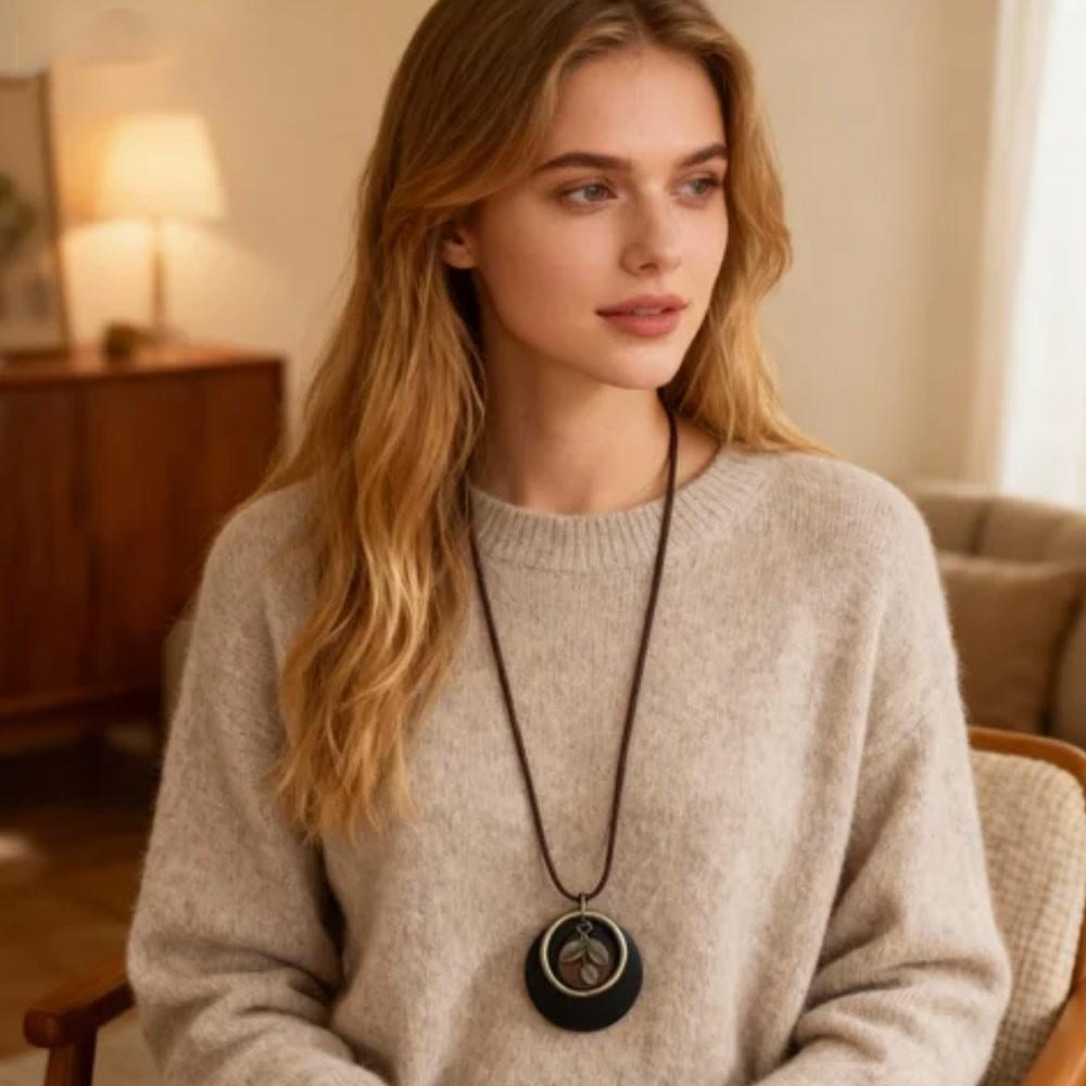 Leaves Sweater Chain Leather Chain Clothing Pendant Vintage Sweater Necklace  for Women Men