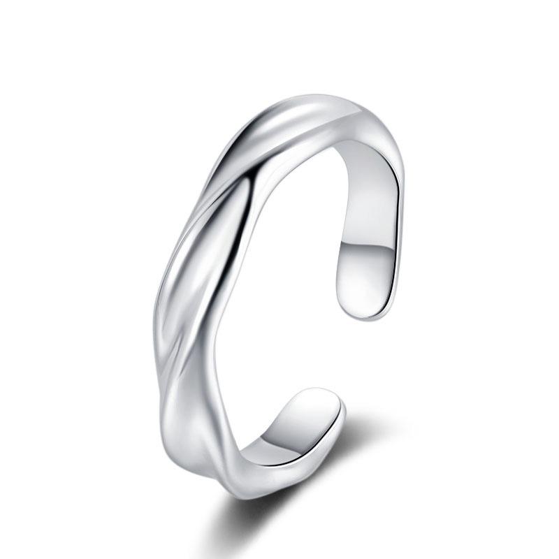 Classic Simple Mobius Couple Rings for Women Men Personality Silver Color Stainless Steel Finger Party Jewelry Gift Colorfast