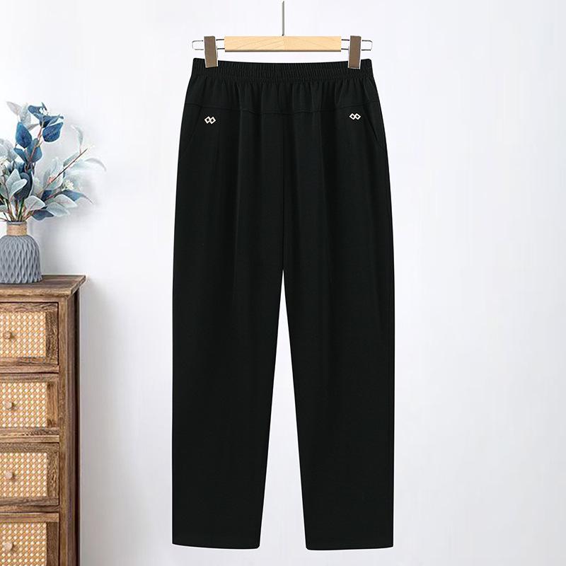 

Mom s High-Waisted Summer Ice Silk Casual Pants - Plus Size Straight-Leg Style for Middle-Aged and Elderly. 5XL [150-165 jin] чёрный