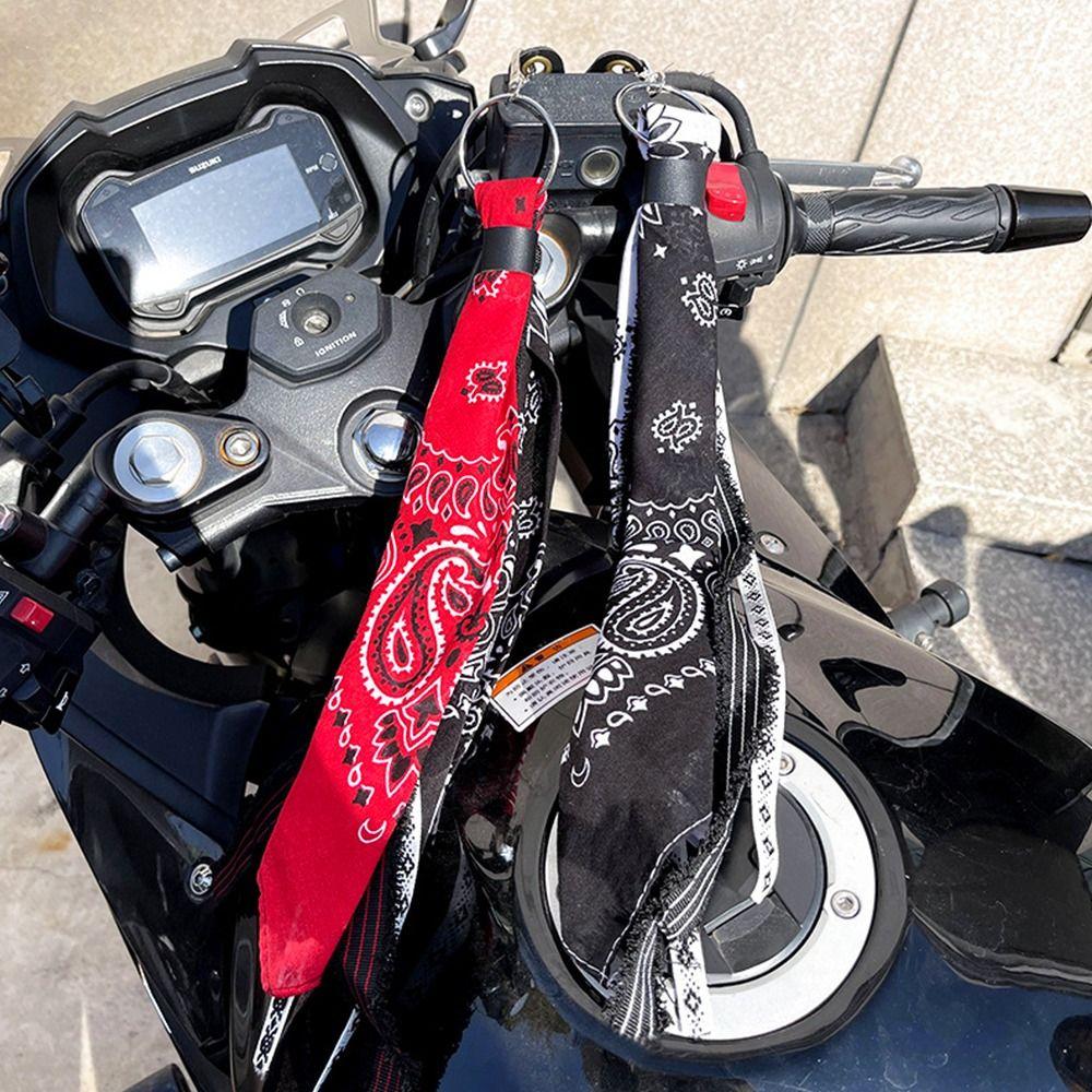 Rock Punk Motorcycle Handlebar Decoration Hip Hop Wallet Chain Universal Metal Keychain