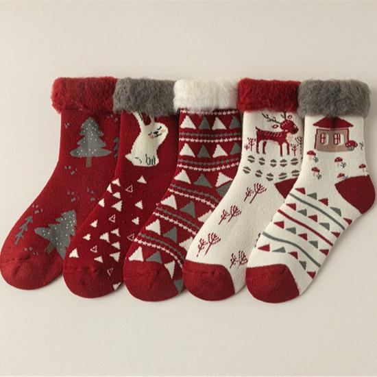 Damen Mid-Calf Verdickte Gebürstete Frottee Rote Socken mit Japanischem Cartoon Elch - 24 Winter Neue Weihnachts-Socken