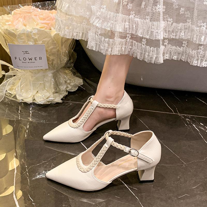 Summer New Leather Versatile Hollow Pointed Shoes Retro Temperament Thick Heel Bag Head Sandals Women