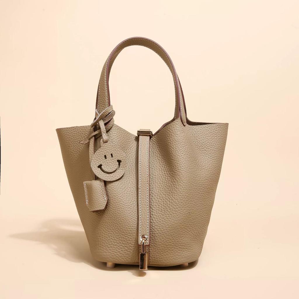 Vegetable Basket Bag, First Layer Cowhide Tote Bag, Commuter Bucket Bag, Women's Genuine Leather Bag, European and American Retro.