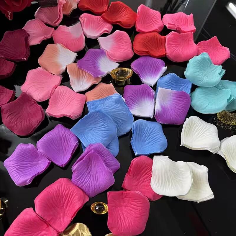 No-Rub Rose Petals for Weddings, Proposals, and Decorations