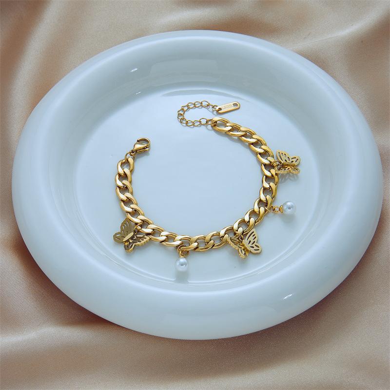 Stainless Steel Gold Plated Butterfly Pearl Cuban Link Bracelet Women Y2K Sweet & Edgy Hollow Butterfly Charm Jewelry Gift