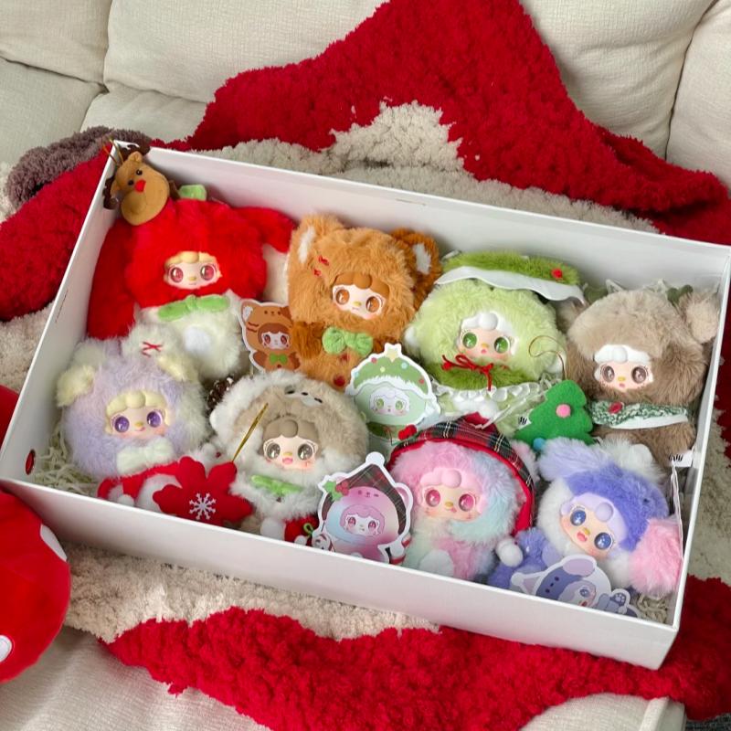 Yooki Christmas Jingle Bell Series Blind Box Kawaii Keychain Mystery Anime Figure Shaking Snow Bear Desktop Ornament Gifts Carry Mini Lightweight