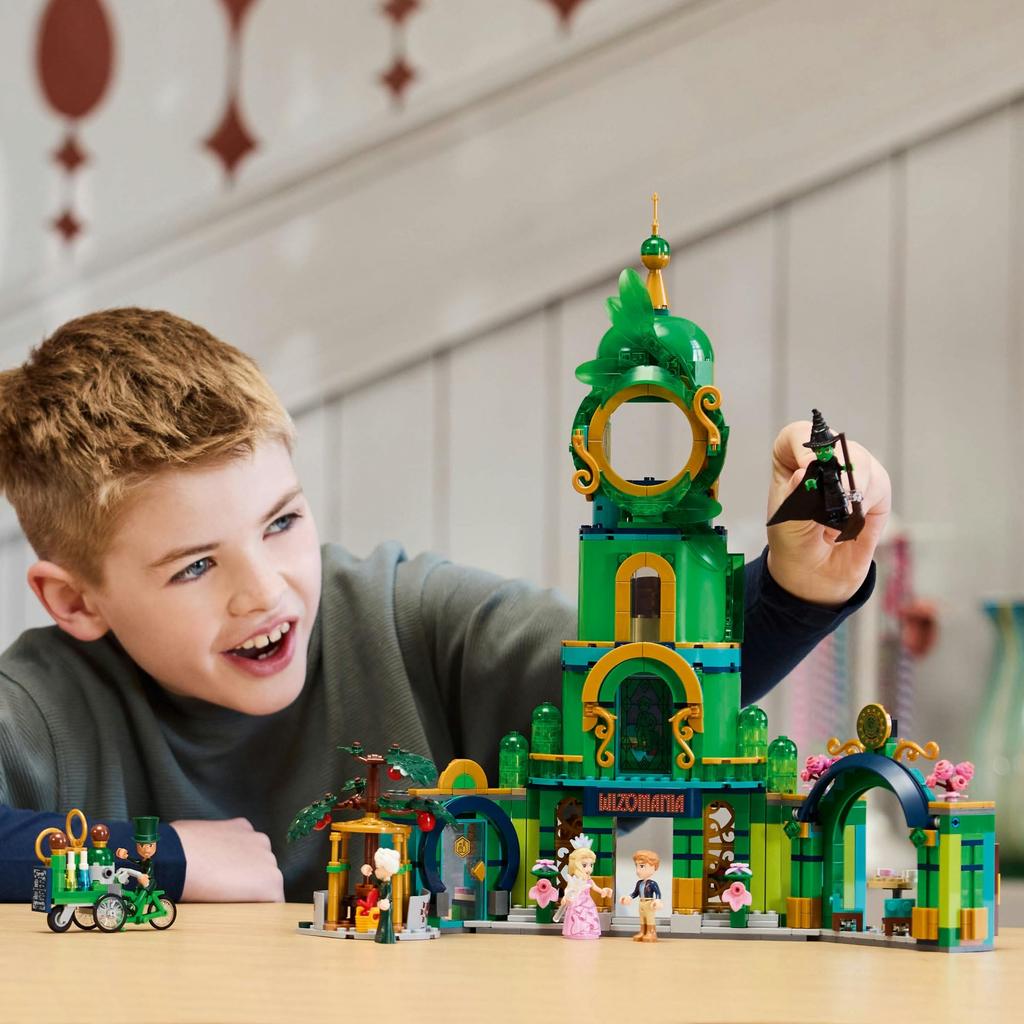 LEGO Wicked: Welcome To the Emerald City - Toy, Birthday Present, Building Blocks, Girls, Boys, Children Ages 9, 10, 11, Elementary School, Pretend Pl