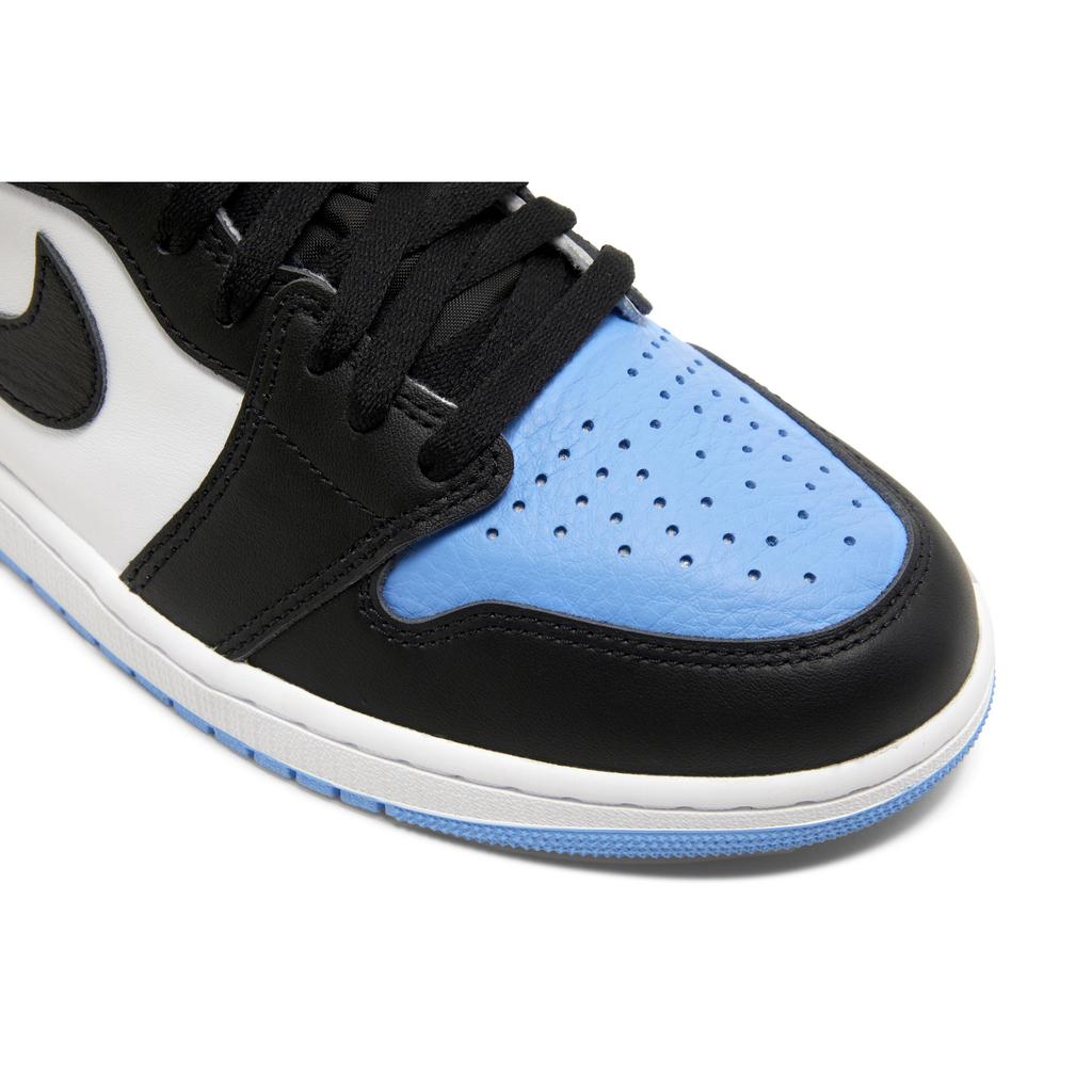 Air Jordan 1 Retro High OG 'UNC Toe' (Unisex) University Blue / Black / White Vintage Basketball Shoes DZ5485 400