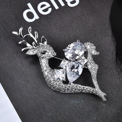 Spilla Temperamento Cristallo Cervo Carino Spilla Semplice e Versatile Accessori Trendy