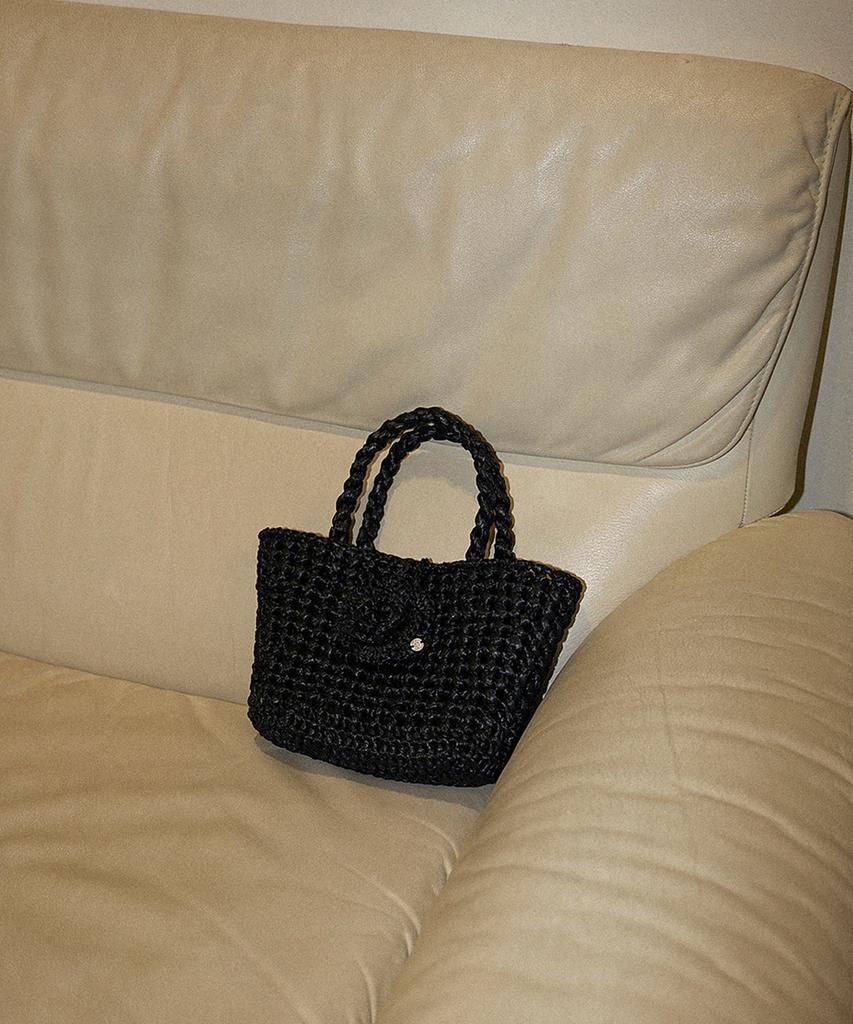 Slowslowly Camellia Handmade Crochet Raffia Mini Tote Bag _ Black