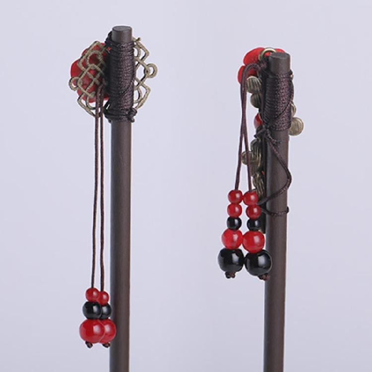 Elegant Dangling Hair Pin Hair Styling Accessory Classical Charm Wood Hair Stick For Fashionable and Traditional Costume