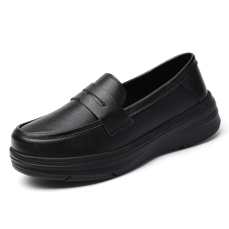 Plus Size Shoes for Women 34-42 Spring Women Slip on Platform Black White Flats Comfortable Nurse Working Shoes Zapatos De Mujer