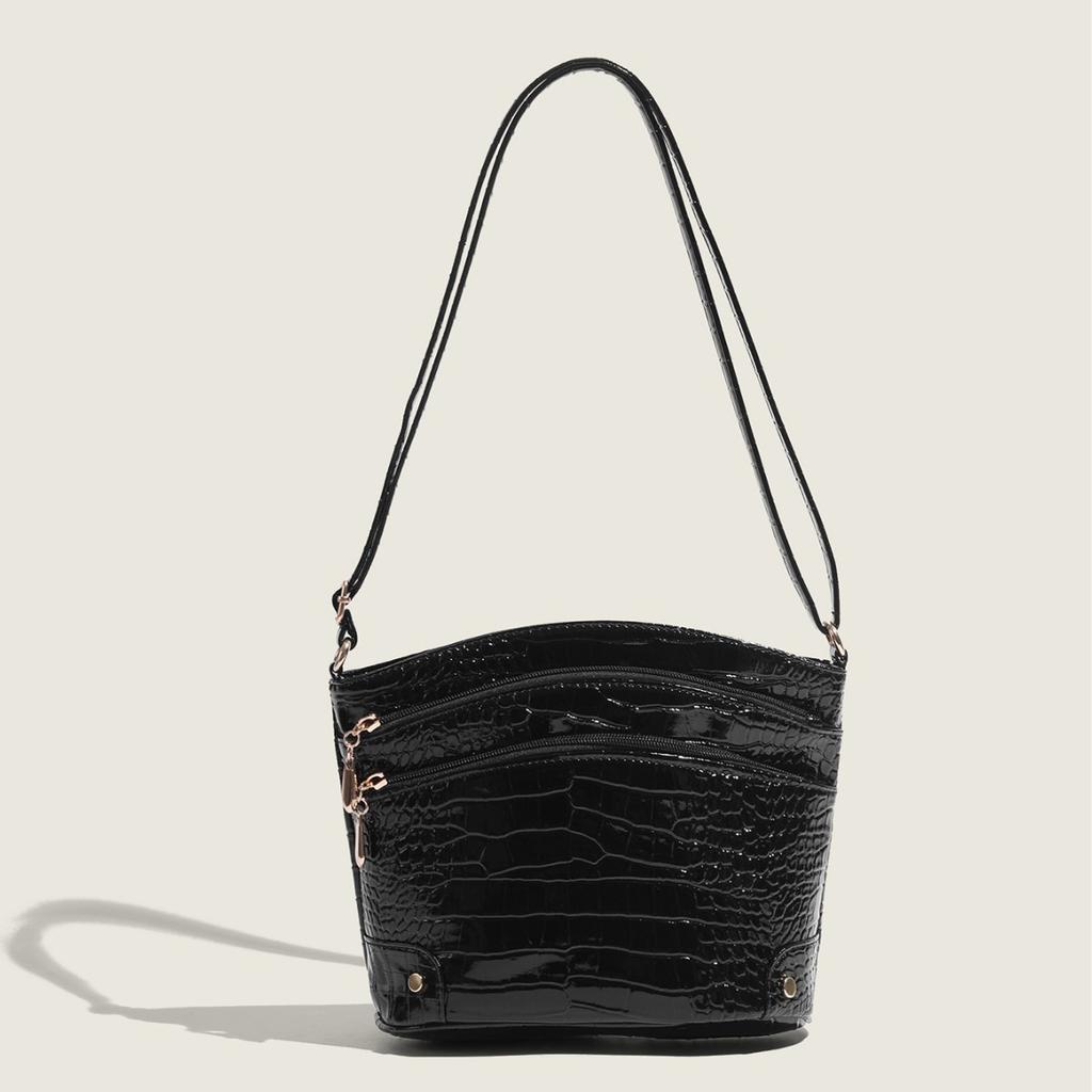 Retro Red Bucket Bag, Shoulder Bag, Fashionable Crossbody Bag