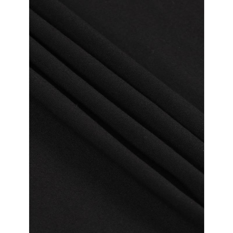 European sizes Red-framed Glasses and Red Lip Print T-shirt | Versatile for Fitness Training, Casual Weekend Wear, Crew Neck, Regular Fit