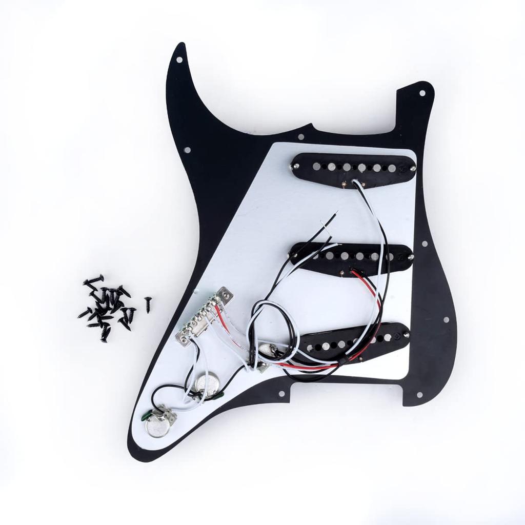 Musiclily Basic Stratocaster Pickguard with SSS Alnico V Pickups for ST Stratocaster Electric Set 11-Hole Pre-Wired Guitar, Black, 3-Piece