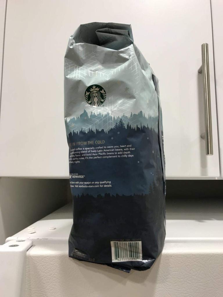 STARBUCKS Winter Blend Whole Bean Coffee (1.13kg)