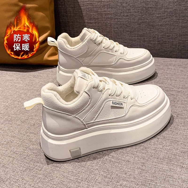 

Высокие белые туфли женские на толстой подошве из бархата, теплые и универсальные, зимние новые повседневные нескользящие туфли для папы из двух хлопковых тканей 35