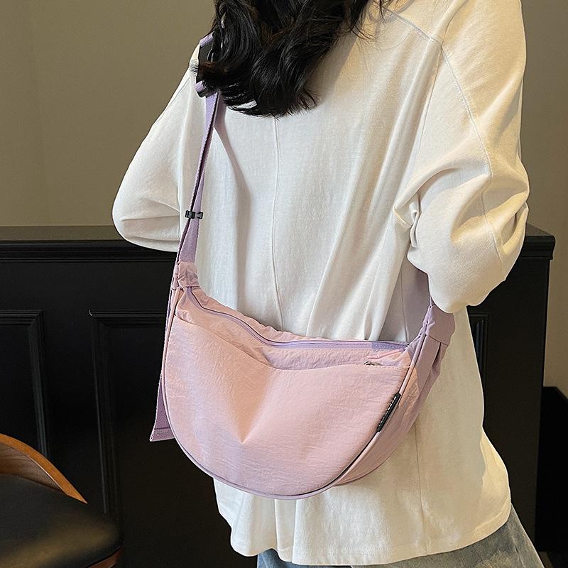 Shoulder Bag Women's Summer Messenger Bag Underarm Bag 2025 New Fashionable Versatile Japanese Crescent Bag Lightweight Dumpling Bag