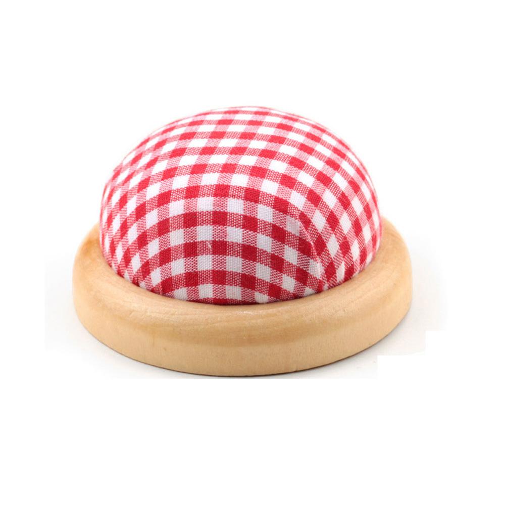 

Деревянное дно Ткань DIY Рукоделие Игольница Швейные принадлежности Держатель для игл Подушка для игл Red 1