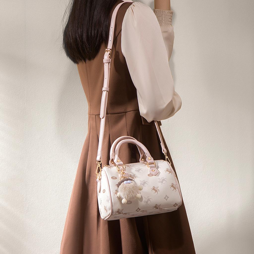 Premium printed tote bag women's new trendy large-capacity commuter handbag shoulder messenger bag