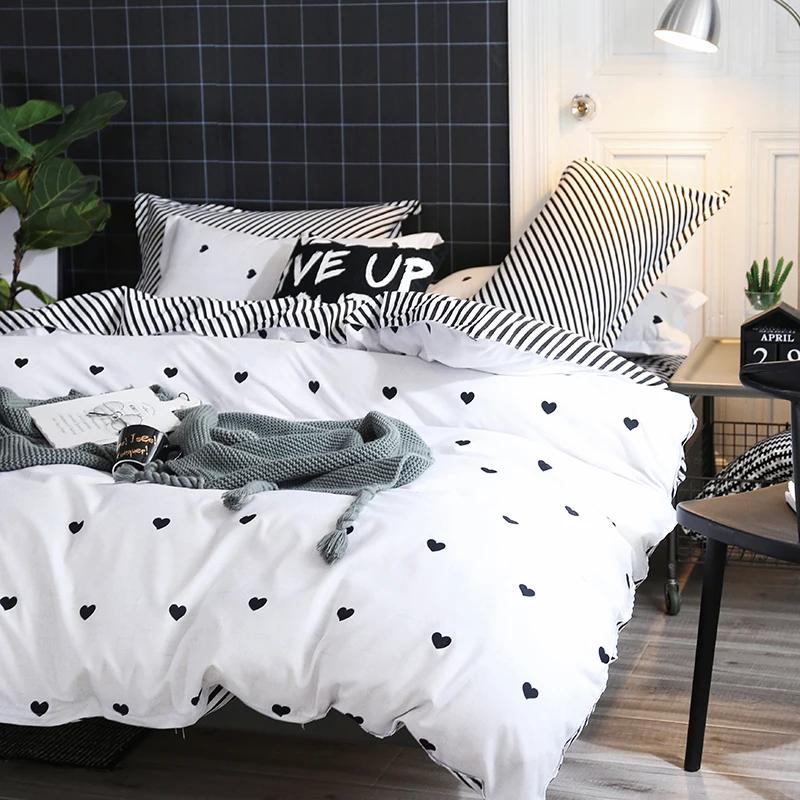 Heart Print Duvet Cover Set King Size Reversible Bedding Set Microfiber Modern 1 Quilt Cover Zipper Closure with 2 Pillowcases
