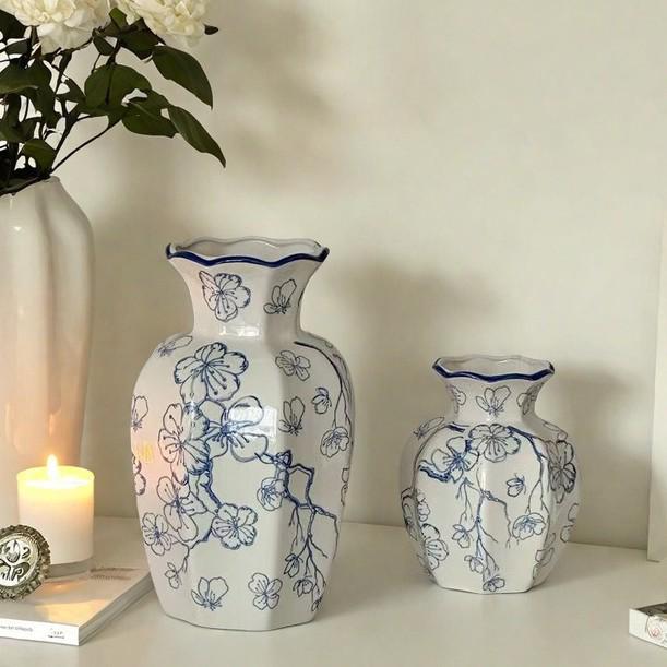 High-End Retro Blue and White Octagonal Porcelain Vase for Home Decor