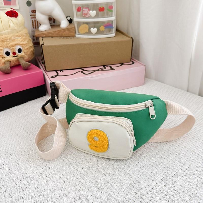 

Casual Kids Charming Crossbody Bag In Lightweight Durable Nylon For Wear Everyday Green