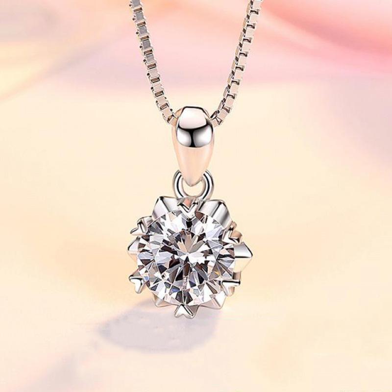 A Carat of Snow, Women's Necklace, Japanese and Korean Simple Student, Short Pendant, Collarbone Neck Chain