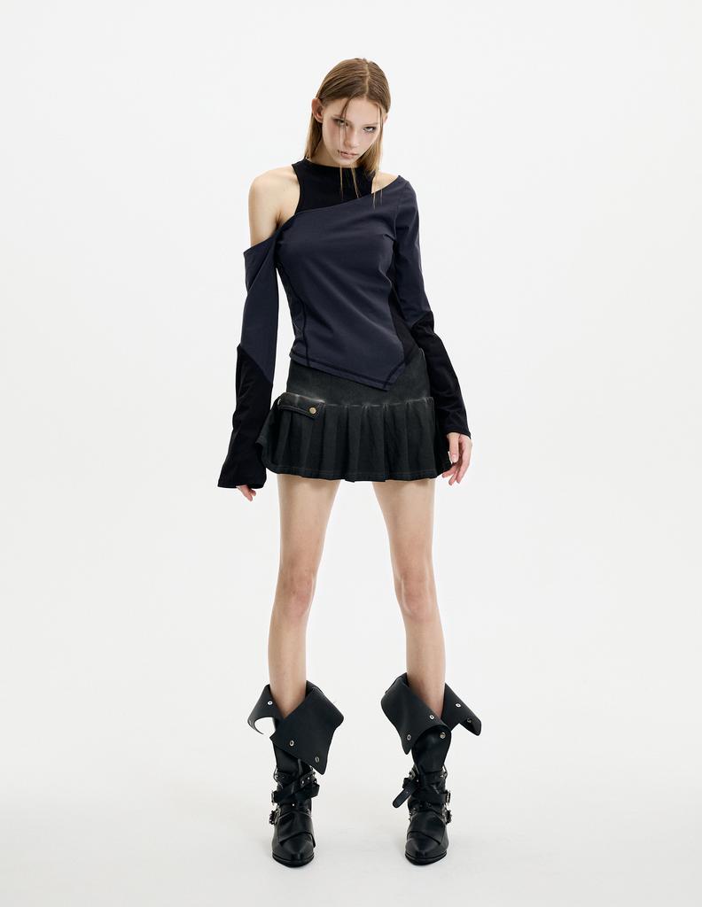 Akeumeseodeu Layered Cutout Off-Shoulder Long Sleeve (Charcoal)