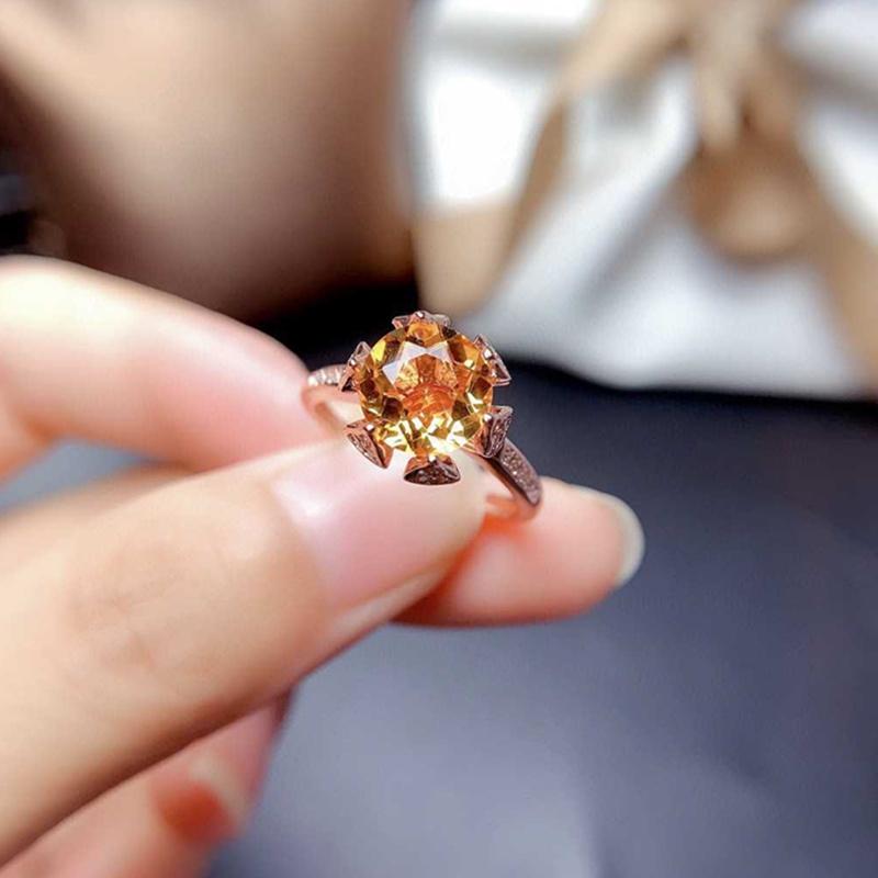 

Новое кольцо из стерлингового серебра с микро-инкрустацией, кольцо с сверкающим симулированным муассанитом 2 карата, женское очаровательное украшение, подарок на помолвку resizable