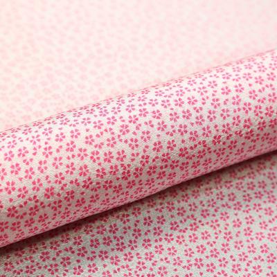 Wyprodukowano w Japonii Rayon Chirimen Yuzen Japoński dla Chirimen 71 cm Szerokości Wzór Kwitnącej Wiśni na Białym z Różową Tkaniną, Wzór, Rzemiosło, Rzemiosło, Ok.