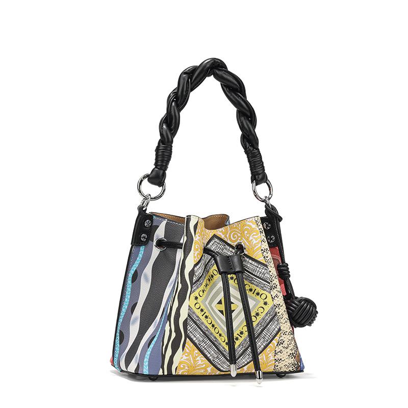 

2025 New Bohemian Style Large Capacity Travel Bag, Fashionable and Versatile Shoulder Handbag, Gym Bag чёрный