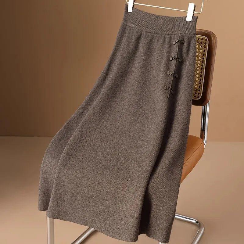 High Waist Elastic Wool Midi Skirt with Chinese Frog Buttons - Autumn/Winter Fashion