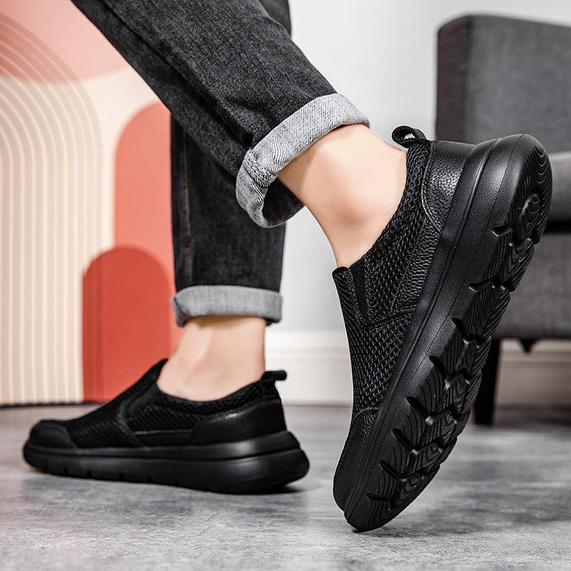 Fashion Men's Shoes 2025Summer Breathable Mesh Shoes New Comfort Walking Flats Men Casual Sneakers Classic Slip on Loafers Driving Shoes