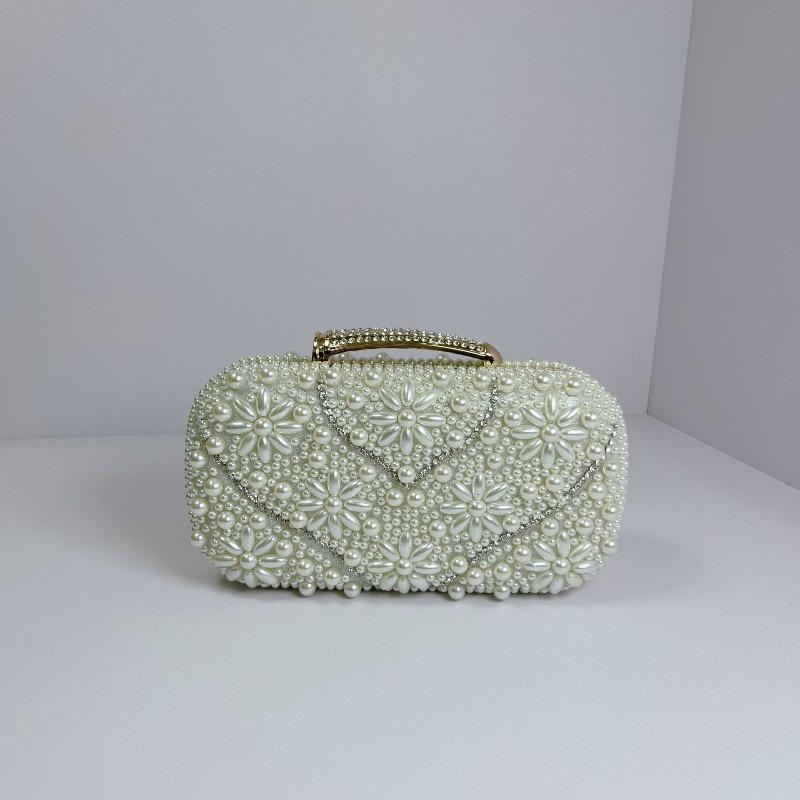 

Pearl dinner bag with cheongsam handbag, evening dress with diamonds, women s fashion temperament handbag, banquet handbag